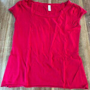 M American Apparel t-shirt in rich red/pink with modest scoop neck/cap sleeves